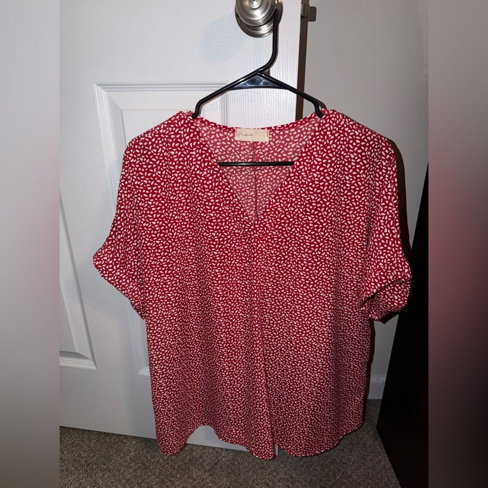 Women's Red Printed V-Neck Short Sleeve Blouse by Ann Taylor